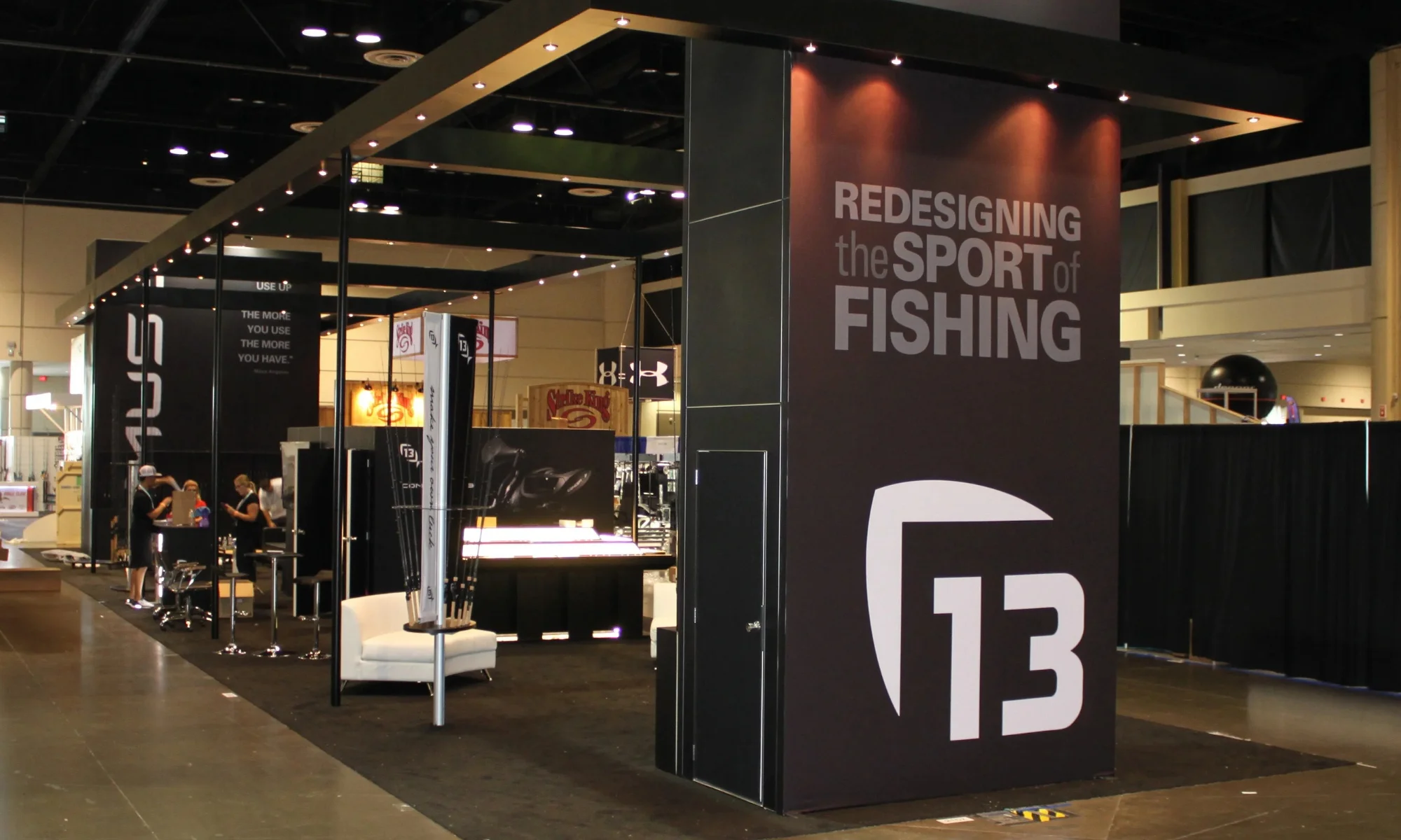 30×30 custom island with bridges and meeting rooms