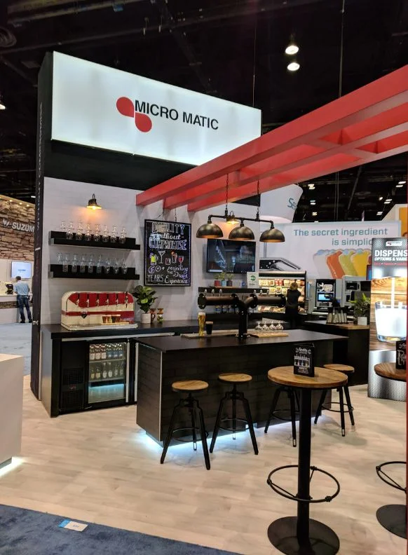 Modular inline system with backlit wall